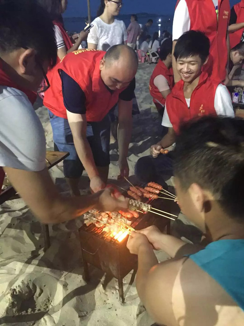 夏季红塔湾“烧烤之夜”祝贺思源学校2016第八期学员毕业第15张-思源电商职业培训学校